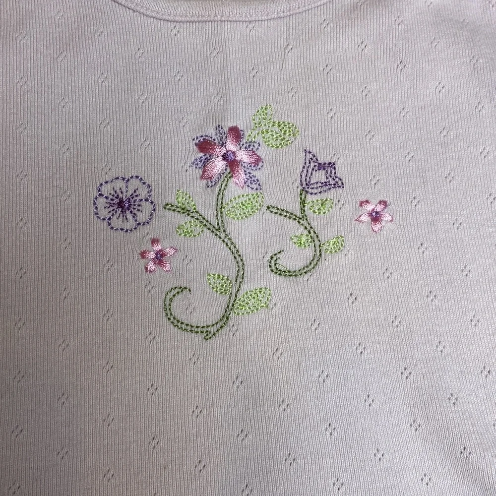 Cherokee Purple Short Sleeved Flower Flutter Top - Picture 4 of 7